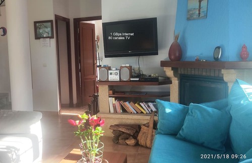 Chipiona Haus | Corner semi-detached house on the beachfront