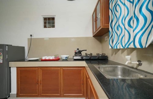 Devikolam Hütte | Scenic Views/3BHK Cottage Stay in Anachal/Munnar