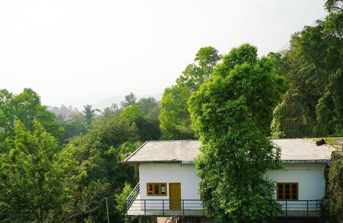 Chithirapuram Haus | Flavor & Relaxing Stay/Spice Plantation/Munnar