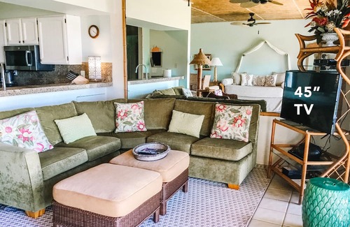 Wailua Eigentumswohnung | Prime Beachfront location at Lae Nani ~ Best of the Best !!