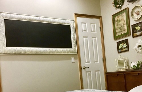 East End Haus | Sweet BEACH cottage. Walking distance to everything, Sleeps 10.