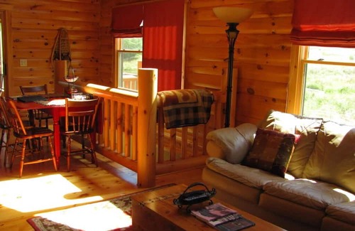 Dubuque Kabine | The Lorelei Cabins 'Not Just a Place, But an Experience!' The Edelweiss