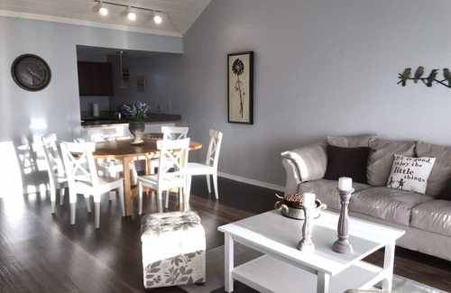 Plymouth Villa | New listing! Gorgeous Errol Estates Villa 35+ min Drive to Disney & Universal