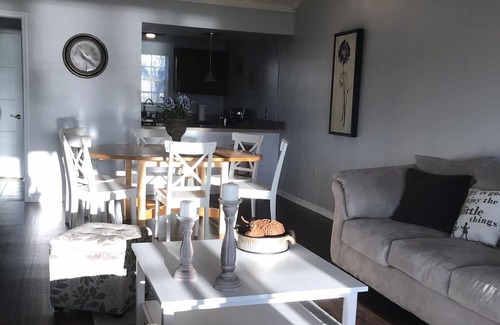 Plymouth Villa | New listing! Gorgeous Errol Estates Villa 35+ min Drive to Disney & Universal