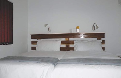 Tsumeb Kabine | Shikamasha Etosha Game lodge