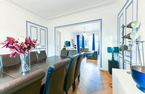 Champrosay Haus | middle-class house
