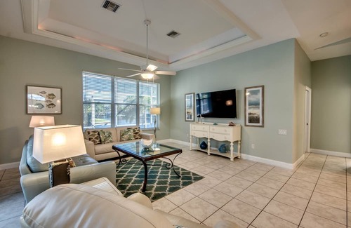 Pelican Haus | Popular Luxury Villa, Intersecting Canals, Htd Pool 90 Reviews!