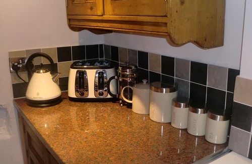 Hognaston Hütte | Station Cottage, a Stunning Cottage With A Wealth Of Character And Charm