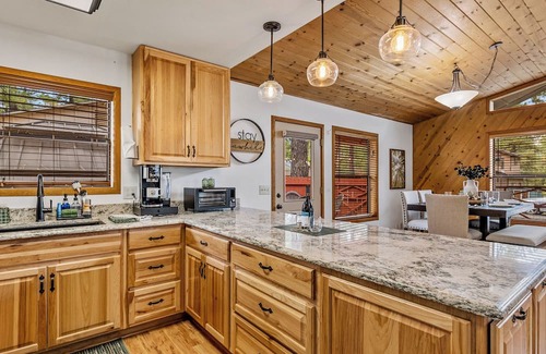 Mountainaire Haus | Kiowa Cabin Hideaway 6-guest Mins to Dwtn Trails