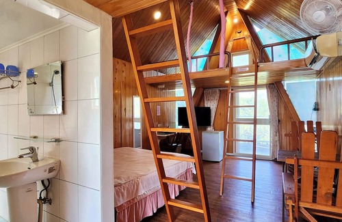 Dongshan Bed & Breakfast | Kite Farm