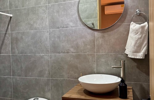 Bucaramanga Haus | Treeloft 29