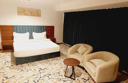 Taif Hotel | Kawther Altmuzz Hotel