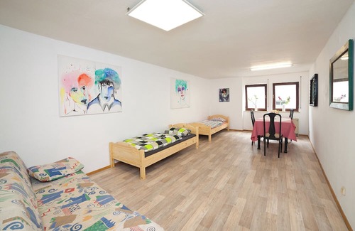 Lauda Haus | Room 'Zimmer 4' with Shared Terrace and Wi-Fi