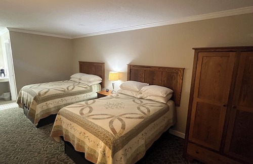 Arthur Haus | Charming hotel with WiFi and AC in peaceful Arthur