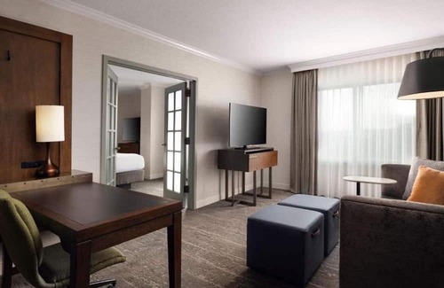 Broomfield Haus | Fully renovated all-suite hotel with views of the Flatirons