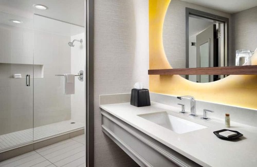 Broomfield Haus | Fully renovated all-suite hotel with views of the Flatirons