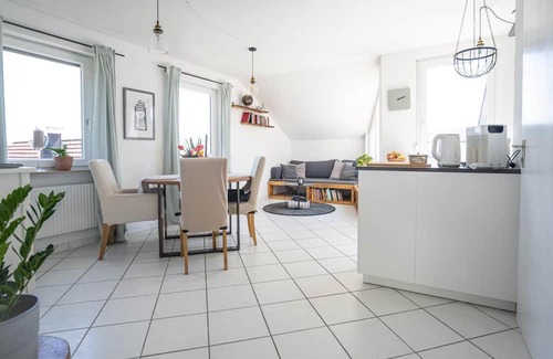Weststadt Wohnung | Apartment 'Conte' with Mountain View, Private Terrace and Wi-Fi