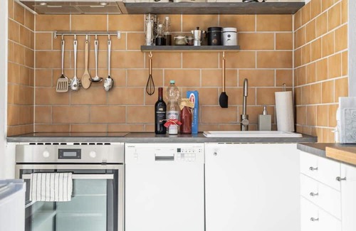 Weststadt Wohnung | Apartment 'Conte' with Mountain View, Private Terrace and Wi-Fi