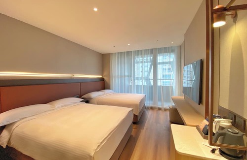 Xitun District Hotel | 采寓halo house