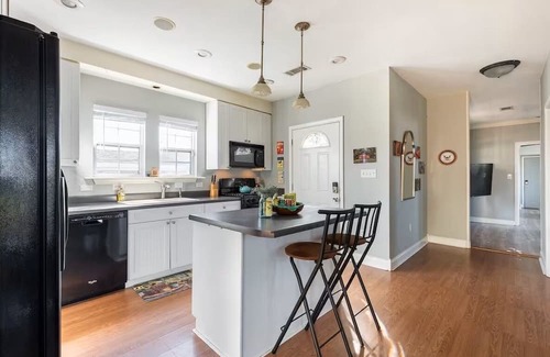 New Orleans Haus | Charming Shotgun-Style Home: Your Perfect New Orleans Getaway Awaits