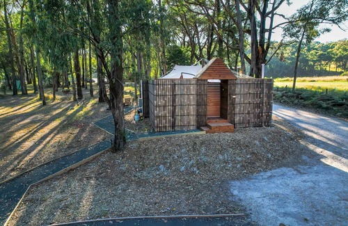 Trafalgar East Wohnmobilvermietung | Gippsland Glamping Escapes - Tent 2