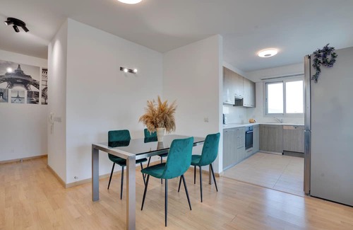 Ayios Dhometios Wohnung | This apartment is a 3 bedroom(s), 2.5 bathrooms, located in Agiou Georgiou, Nicosia.