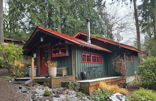 Cottage Lake Hütte | Cozy Coldsprings Cottage Under the Towering Firs