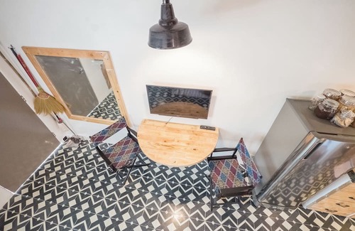 Morong Wohnung | Agta Nest Self Service BNB in Subic Bay Freeport: Pet Friendly, Loft, View!