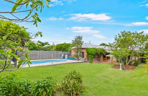 Bathurst Wohnung | Cozy renovated studio/study in Grand home. Garden & pool access - 2 mins to CBD.