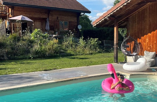 Chaparon Skihütte | Between lake and mountains Chalet 136 m2 + maisonnette 36 m2/swimming pool /jacuzzi
