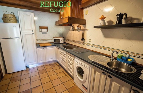 Cuacos de Yuste Hütte | Rural house * Paraje de Yuste. Ideal for families and groups, pets allowed