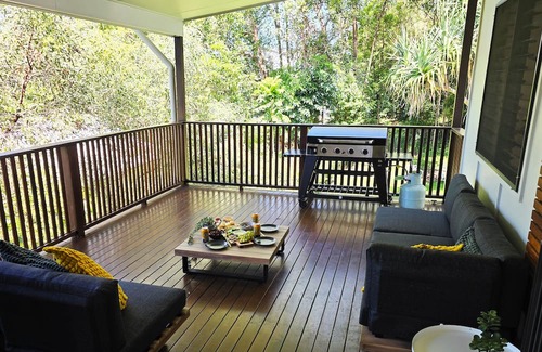 Sunshine Coast Haus | Split level multi-family tropical beach house
