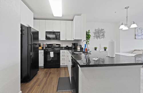 McLean Wohnung | Tysons Galleria Retreat