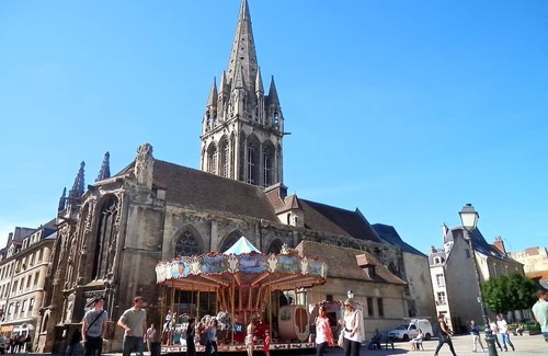 Centre Ancien Wohnung | Large guest studio in the historic heart of Caen