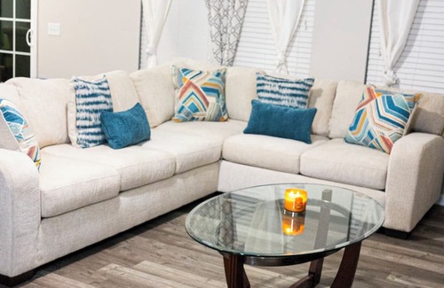 Moncks Corner Haus | Spacious 5-bedroom house in fabulous Moncks Corner w pool table game room & WiFi