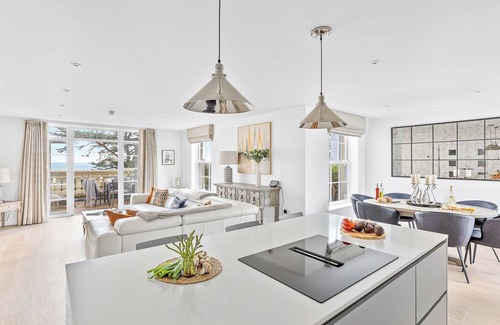 Carlyon Bay Wohnung | Luxury for 6 near Fowey & Eden Project - Beach & Golf