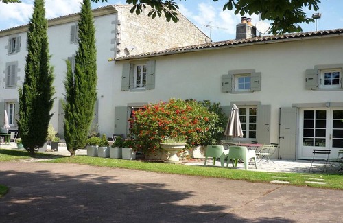 Saint-Romain-de-Benet Haus | Gîte le sun house - family gite for 7 people between countryside and ocean