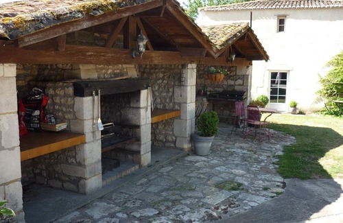 Saint-Romain-de-Benet Haus | Gîte le sun house - family gite for 7 people between countryside and ocean