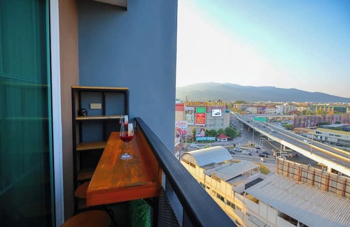Hai Ya Eigentumswohnung | Charming City and Mountain View Condo