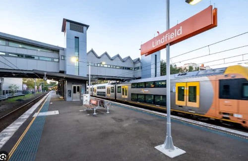 Lindfield Wohnung | Lindfield steps to Train station & Shopping 6 ppl