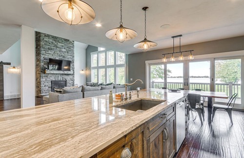 Cicero Haus | Steps From Oneida Lake: Spacious Gem w/Game Room!