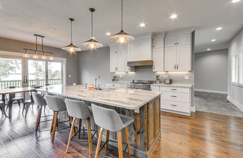 Cicero Haus | Steps From Oneida Lake: Spacious Gem w/Game Room!
