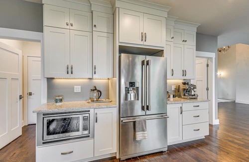 Cicero Haus | Steps From Oneida Lake: Spacious Gem w/Game Room!