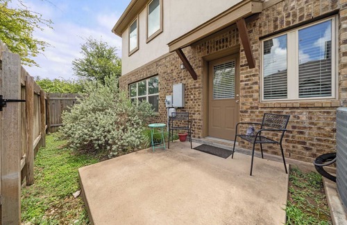 Cedar Park Haus | Elegant Lakeline Residence E#42159