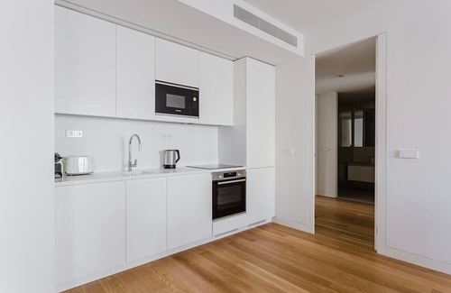 Alto do Pina Wohnung | Blueground | Areeiro, w/d, a/c, swimming pool