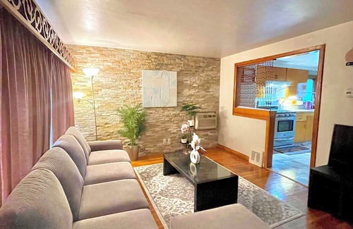 Cheektowaga Haus | Cozy Home in Cheektowaga