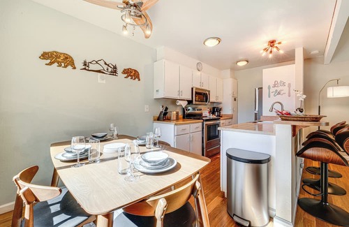 Kings Beach Haus | 5 Mi to Northstar: Chic Unit w/Decks!