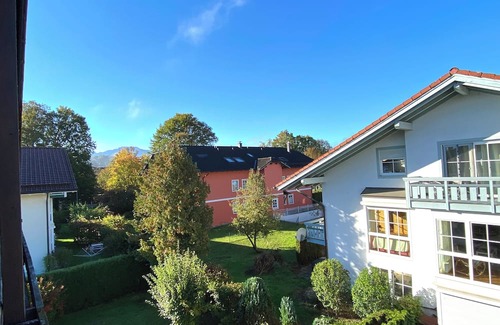 Prien am Chiemsee Wohnung | Apartment 42sqm with balcony and mountain view