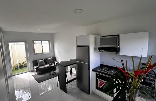 Boegoeroei Haus | ARUBINI 1-bedroom apartment with perfect location close to everything