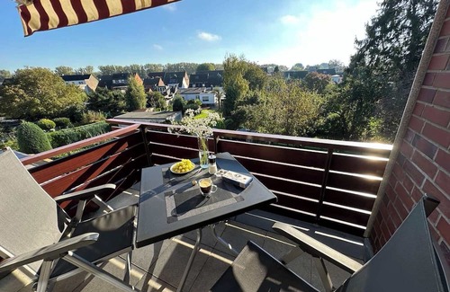 Roggendorf/Thenhoven Wohnung | Modern, spacious apartment with home office and balcony